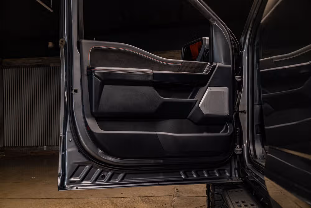 2025 Ford F-150 Raptor R SuperCrew Image 30
