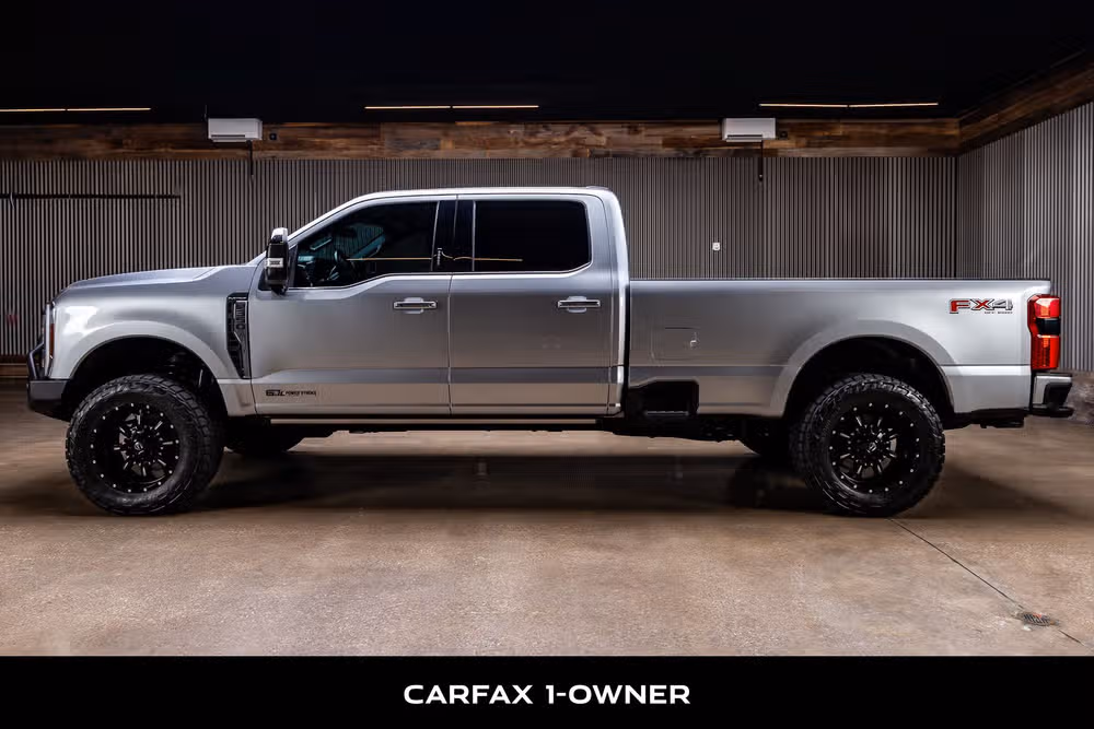 2024 Ford F-350 Super Duty Platinum Crew Cab Image 5