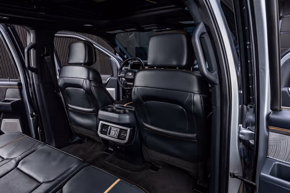 2024 Ford F-350 Super Duty Platinum Crew Cab Image 33