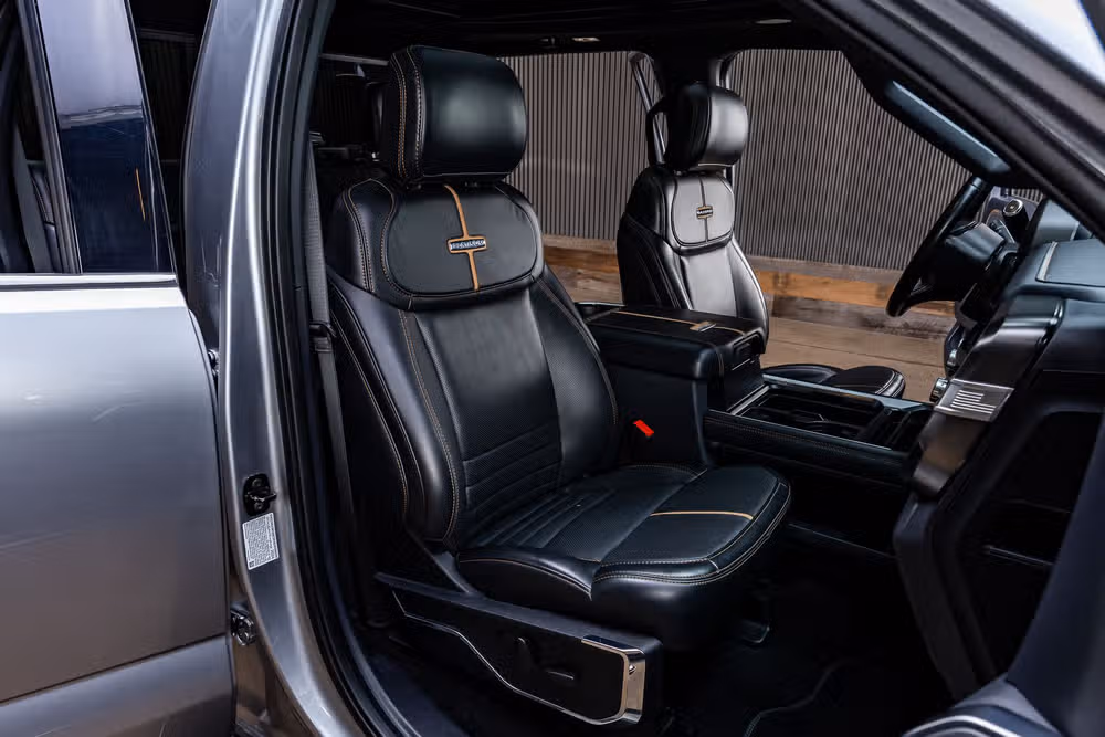 2024 Ford F-350 Super Duty Platinum Crew Cab Image 32