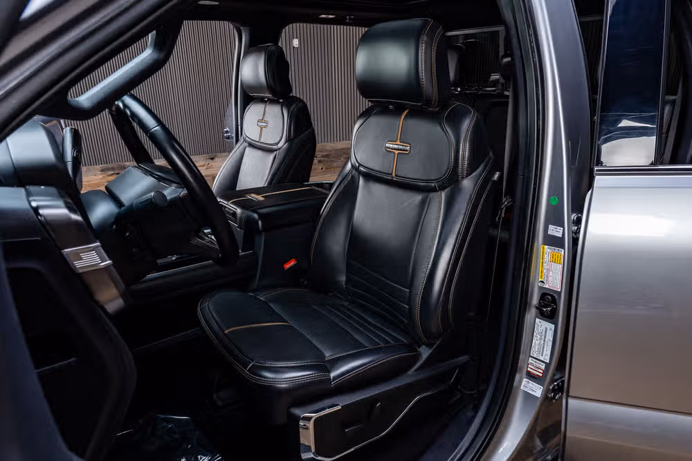 2024 Ford F-350 Super Duty Platinum Crew Cab Image 30