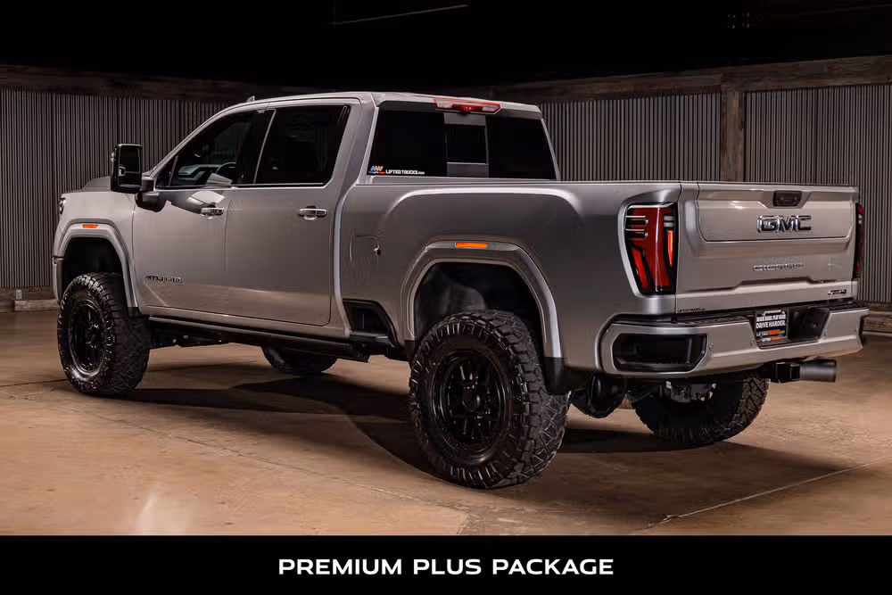 2026 GMC Sierra 2500HD AT4 Crew Cab Image 6