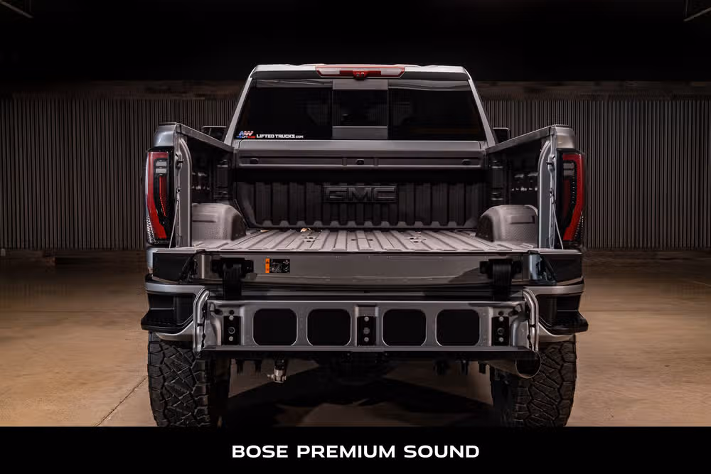 2026 GMC Sierra 2500HD AT4 Crew Cab Image 8