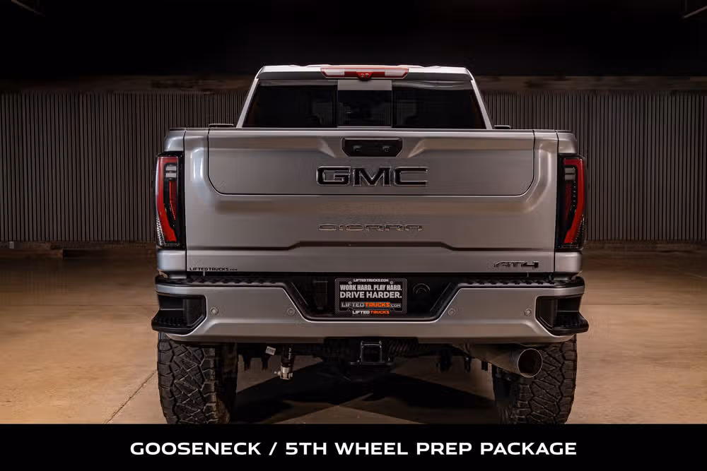 2026 GMC Sierra 2500HD AT4 Crew Cab Image 7