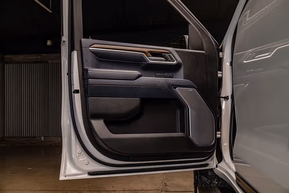 2024 Chevrolet Silverado 1500 High Country Crew Cab Image 31
