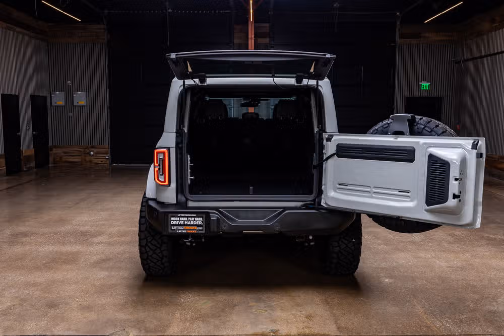 2026 Ford Bronco Outer Banks Image 9
