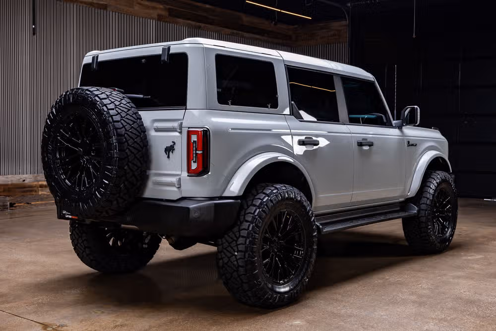 2026 Ford Bronco Outer Banks Image 10