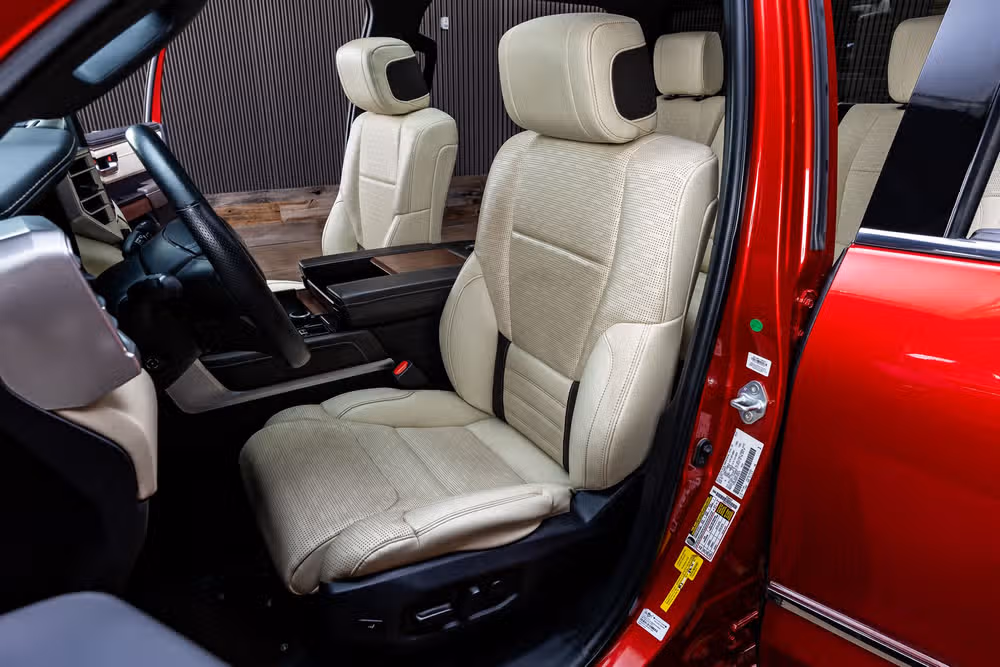 2023 Toyota Tundra 1794 Edition HV CrewMax Image 30