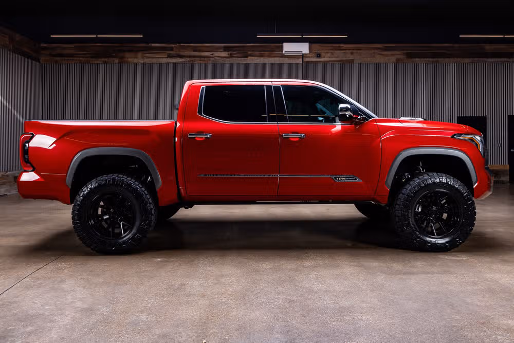 2023 Toyota Tundra 1794 Edition HV CrewMax Image 11