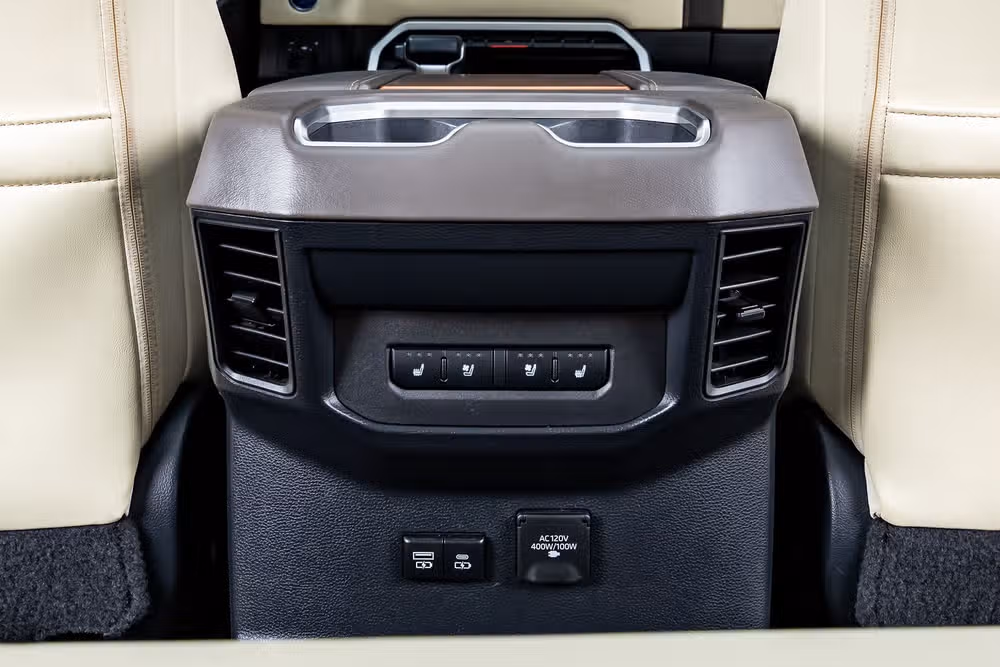 2023 Toyota Tundra 1794 Edition HV CrewMax Image 34