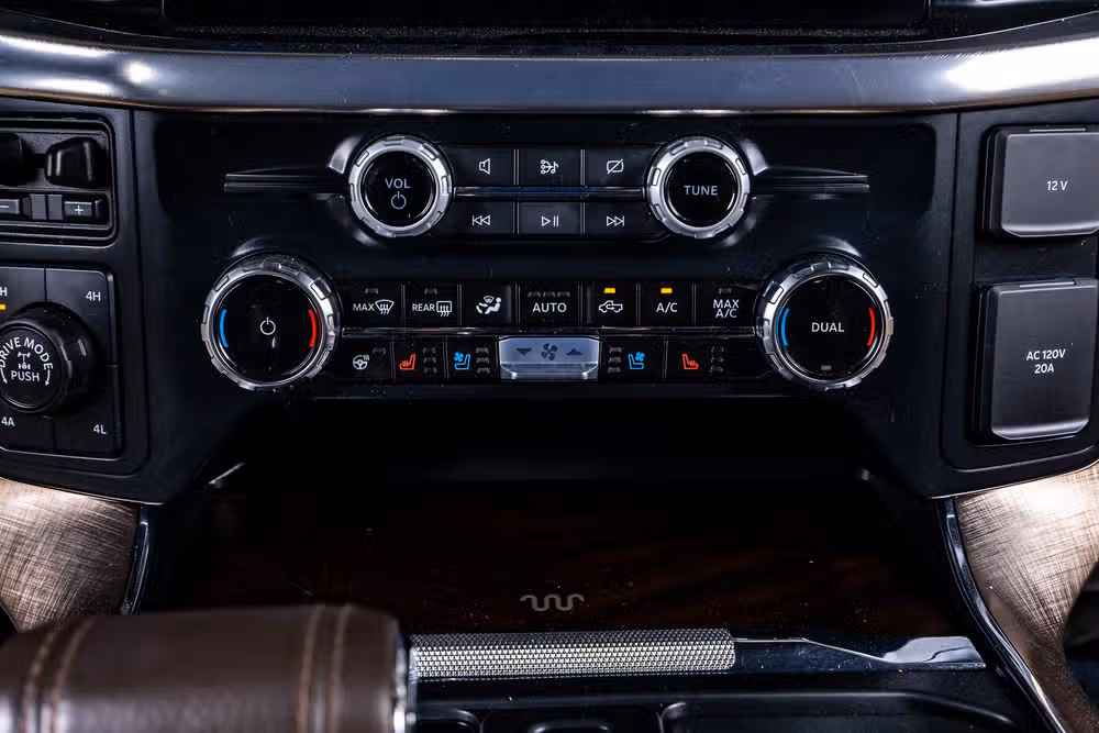 2024 Ford F-150 King Ranch SuperCrew Image 28