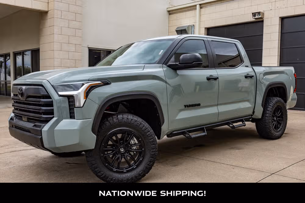 2024 Toyota Tundra SR5 CrewMax Image 4