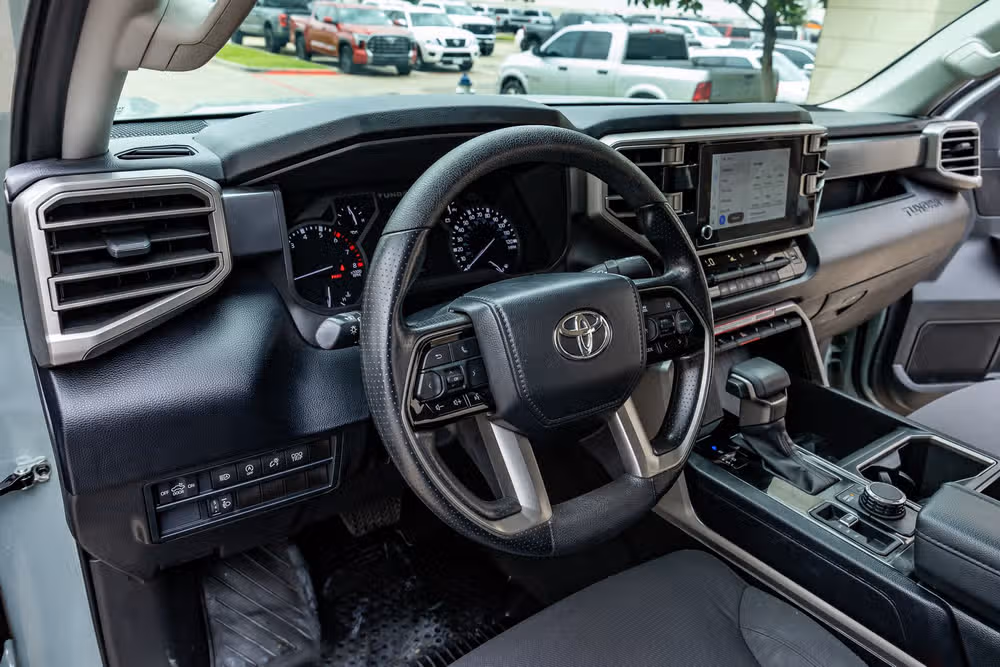 2024 Toyota Tundra SR5 CrewMax Image 16