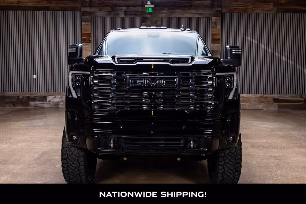 2025 GMC Sierra 2500HD Denali Ultimate Crew Cab Image 4