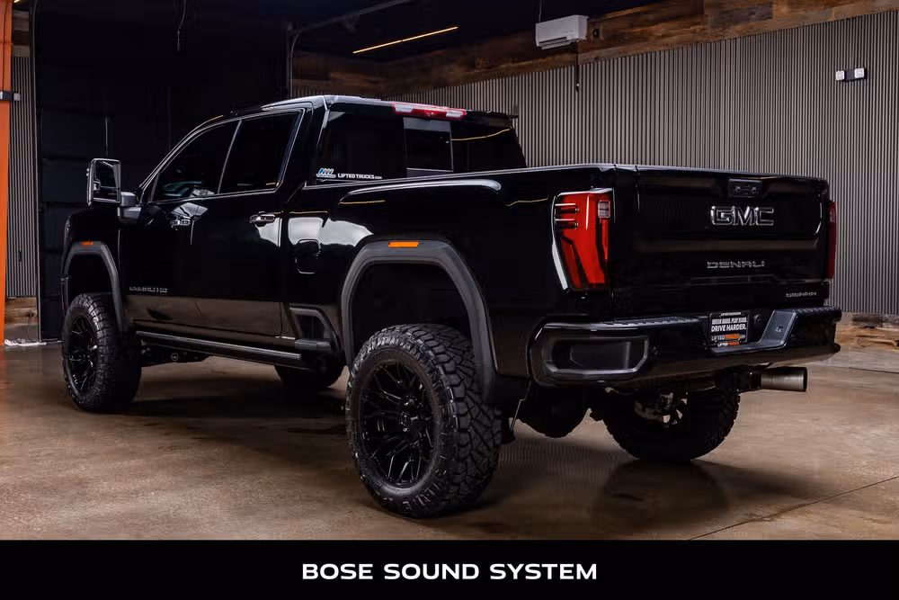 2025 GMC Sierra 2500HD Denali Ultimate Crew Cab Image 7
