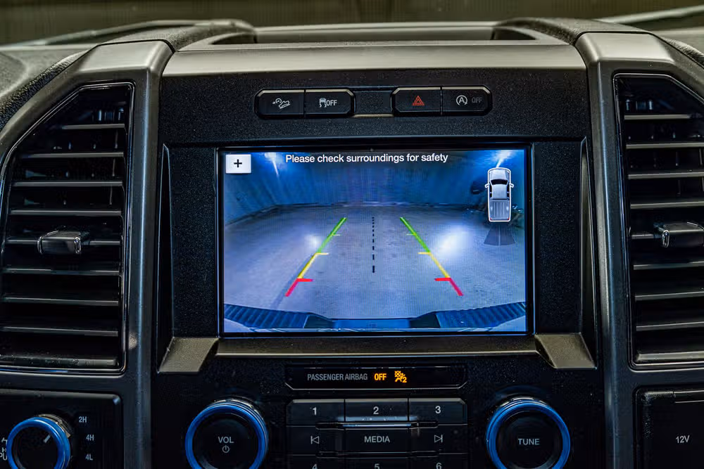 2019 Ford F-150 XLT SuperCrew Image 18