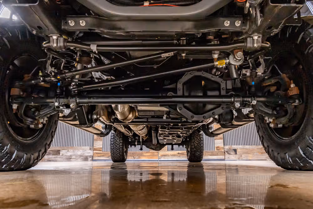 2025 Ford F-350 Super Duty Lariat Crew Cab Image 15