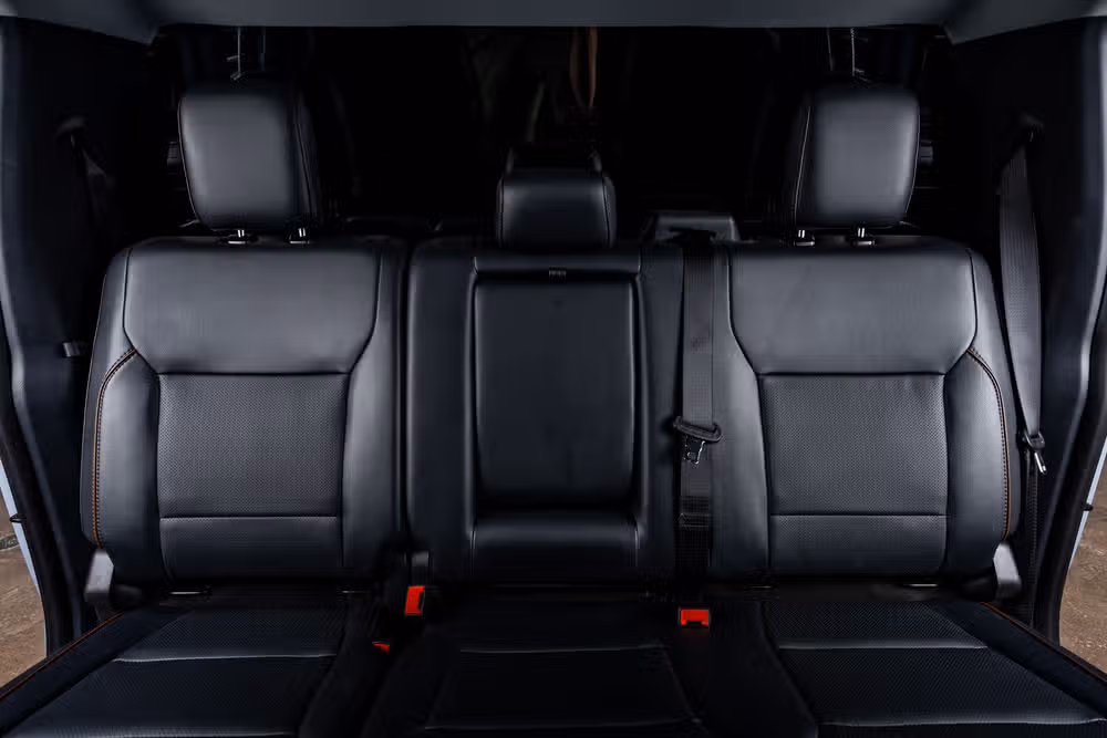 2025 Ford F-350 Super Duty Lariat Crew Cab Image 36
