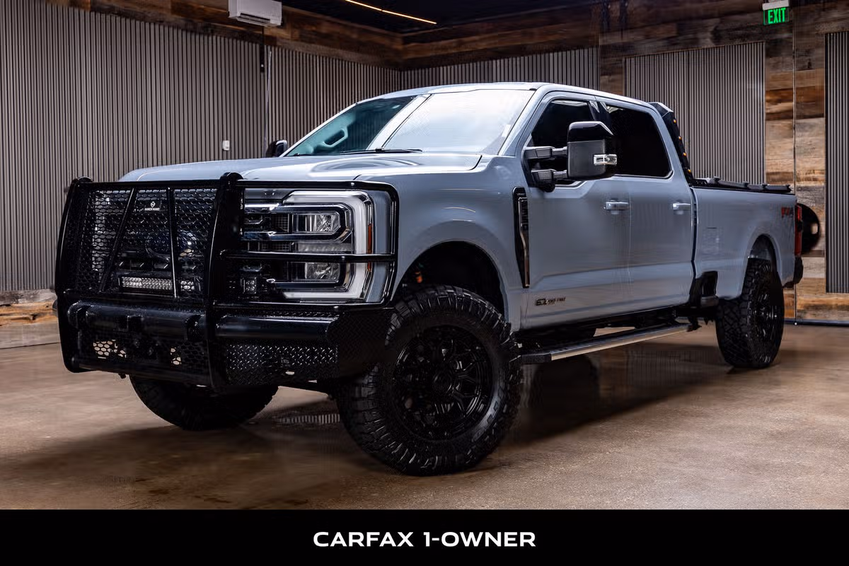2025 Ford F-350 Super Duty Lariat Crew Cab