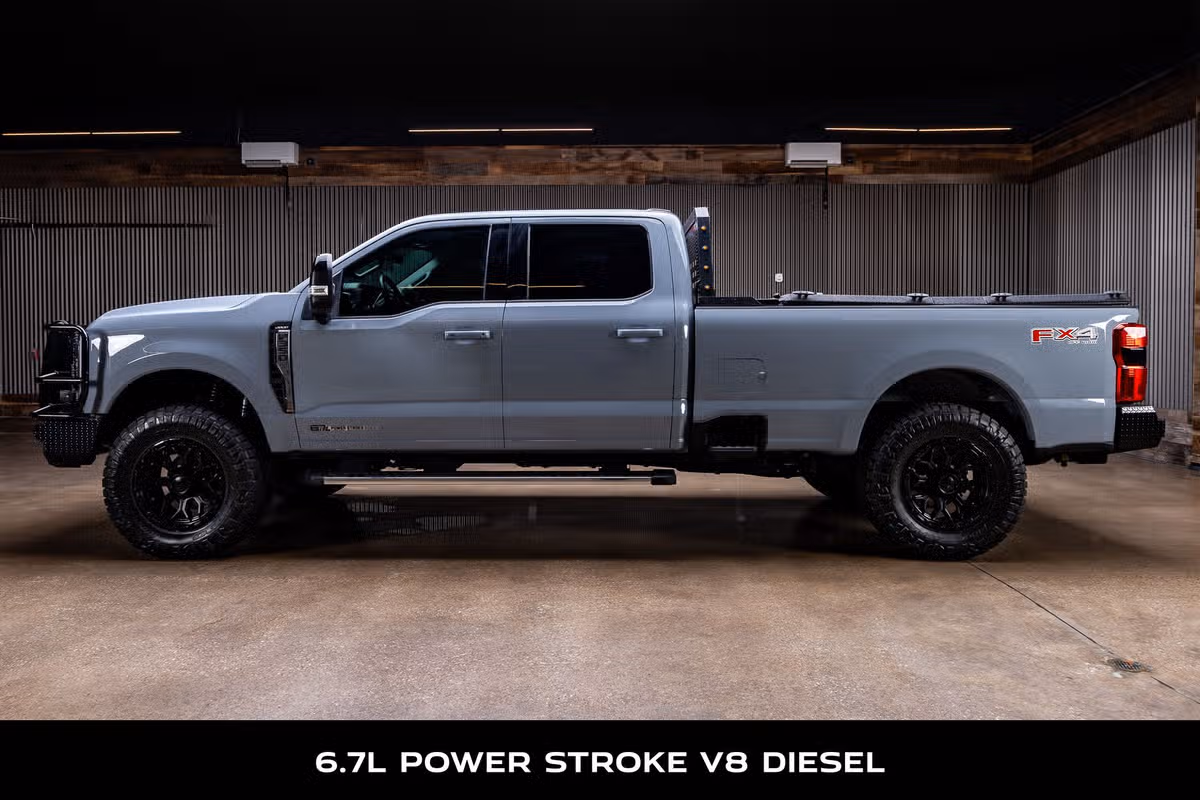 2025 Ford F-350 Super Duty Lariat Crew Cab