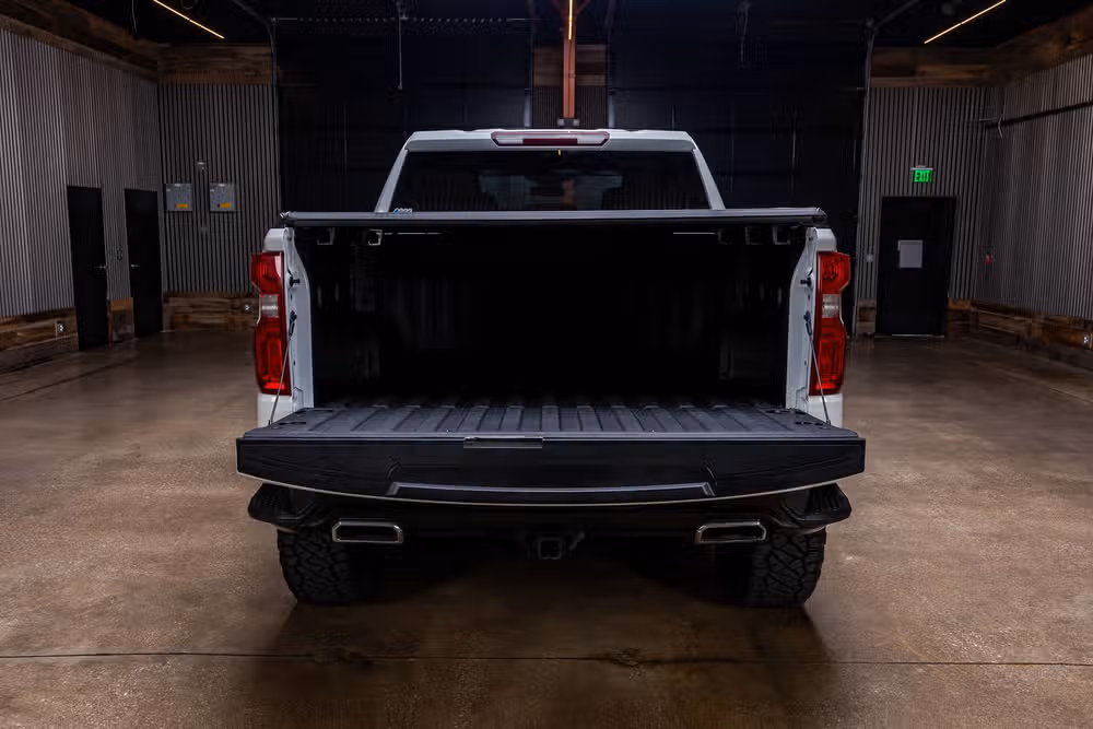 2023 Chevrolet Silverado 1500 LT Trail Boss Crew Cab Image 9