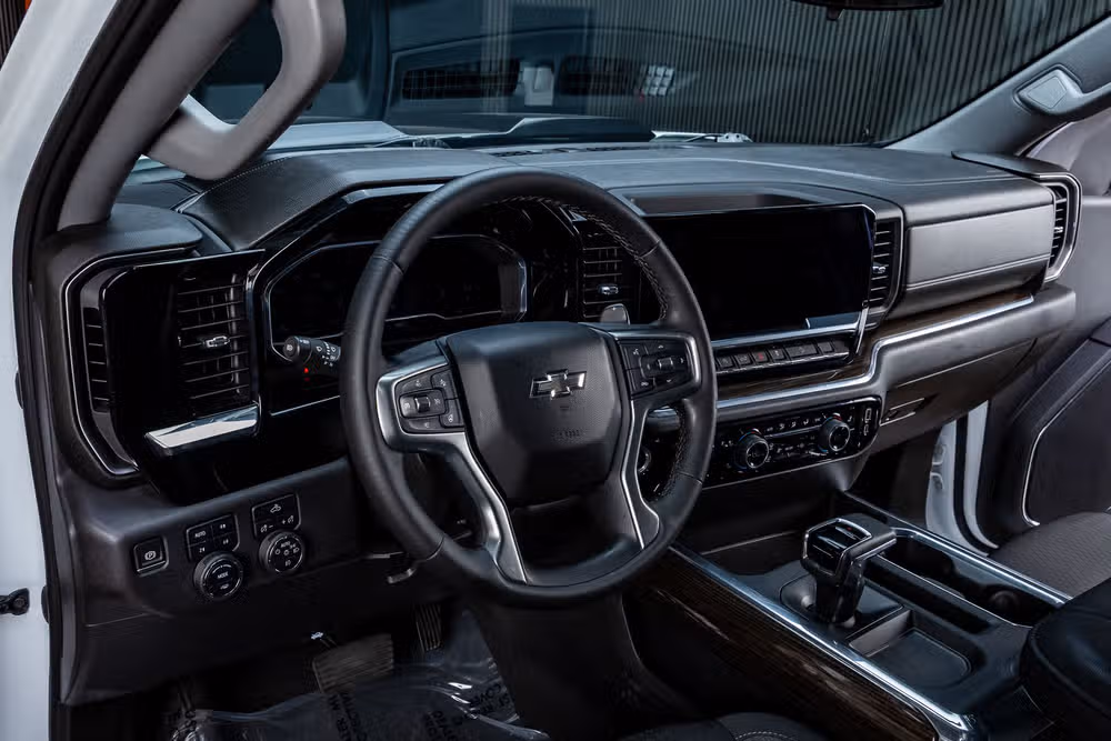2023 Chevrolet Silverado 1500 LT Trail Boss Crew Cab Image 17