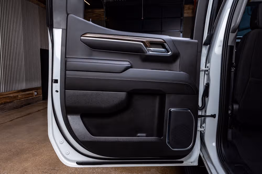 2023 Chevrolet Silverado 1500 LT Trail Boss Crew Cab Image 38