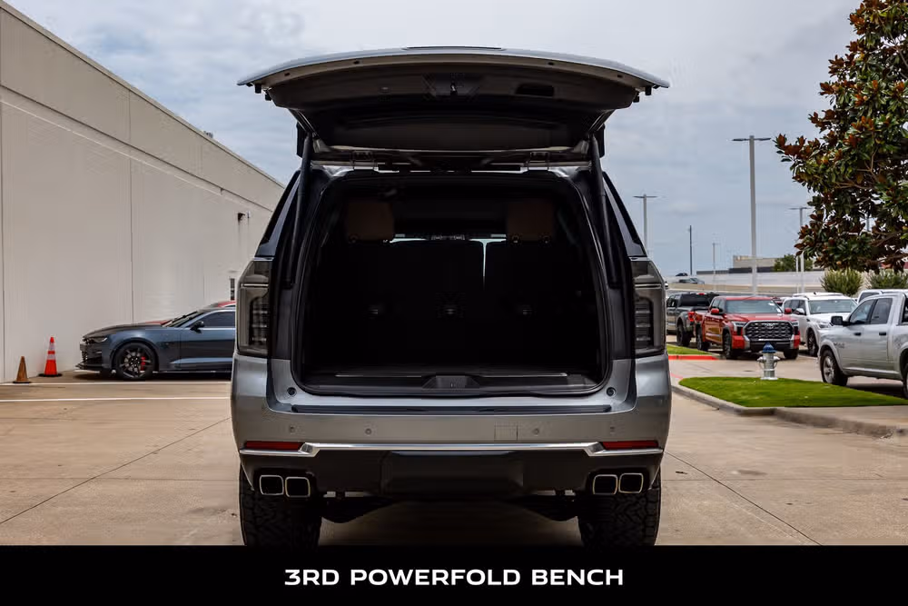 2025 Chevrolet Tahoe High Country Image 9