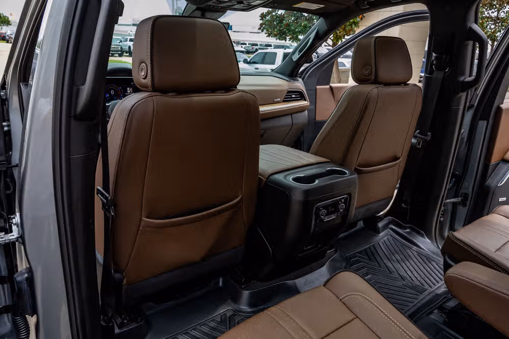 2025 Chevrolet Tahoe High Country Image 35