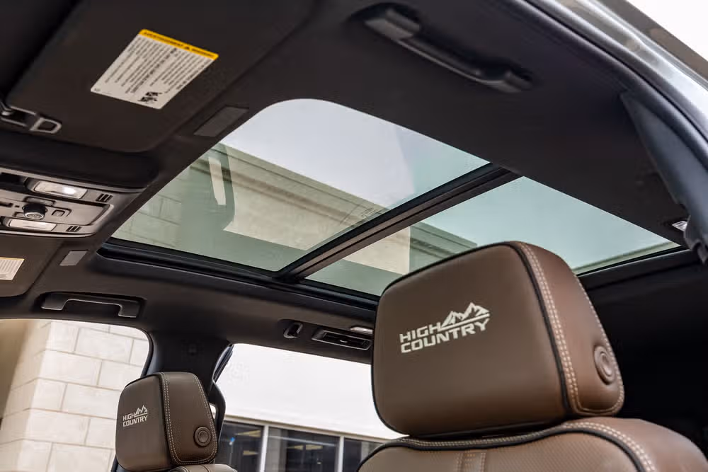 2025 Chevrolet Tahoe High Country Image 31