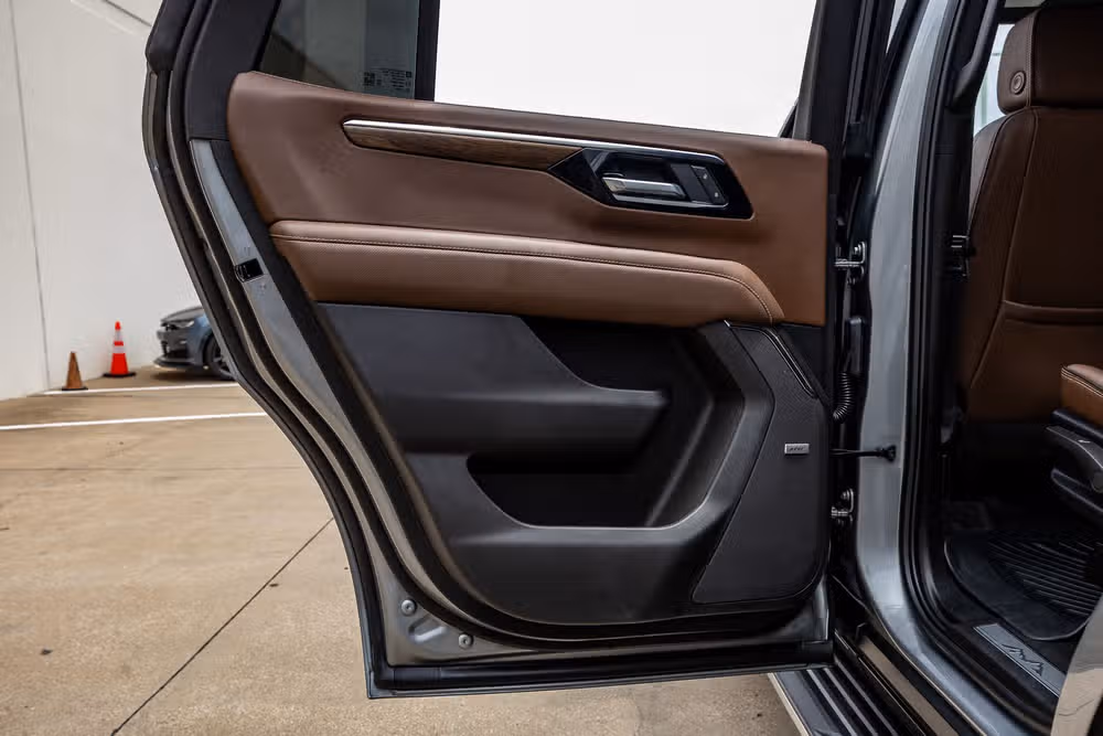 2025 Chevrolet Tahoe High Country Image 40