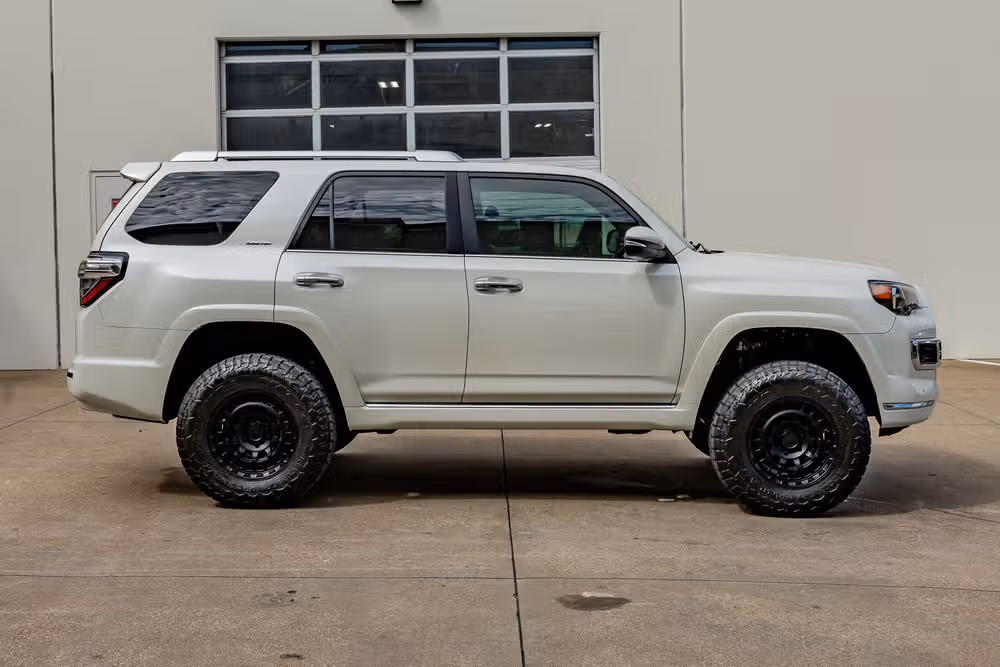 2020 Toyota 4Runner Limited Image 11