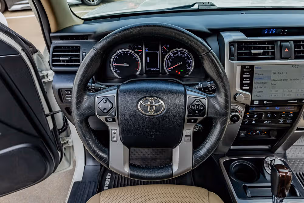 2020 Toyota 4Runner Limited Image 18