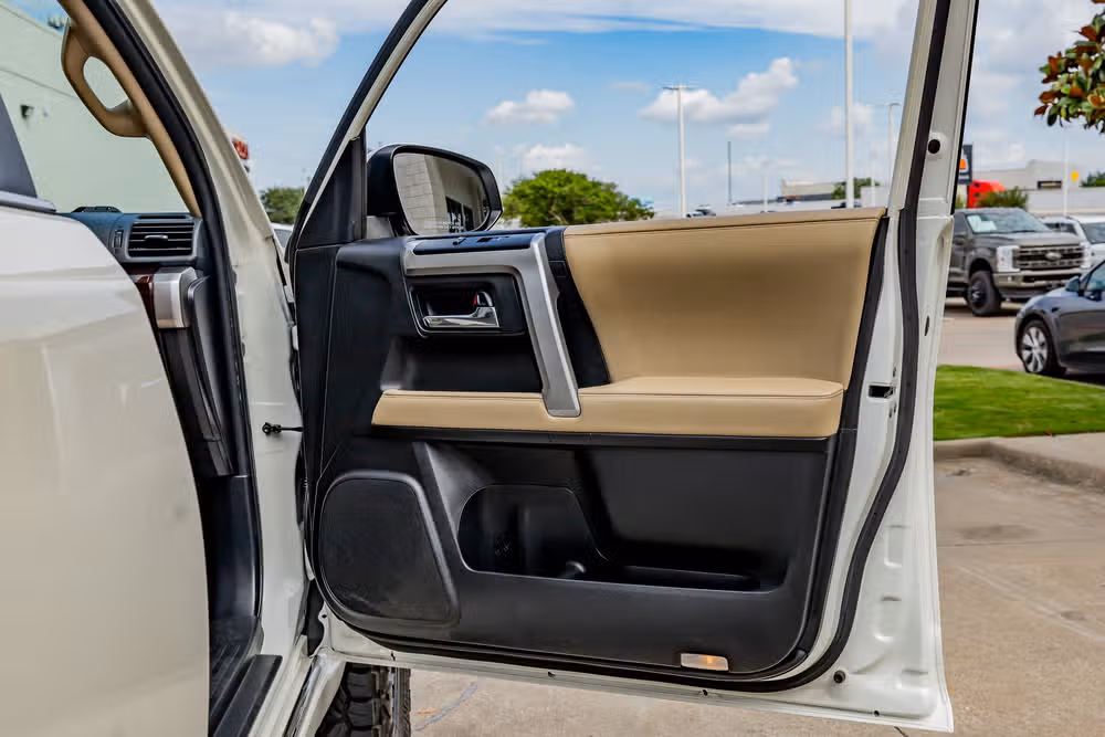 2020 Toyota 4Runner Limited Image 37