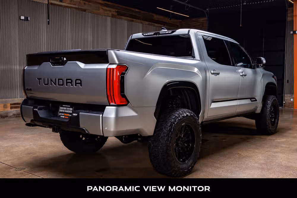 2022 Toyota Tundra Platinum CrewMax Image 9