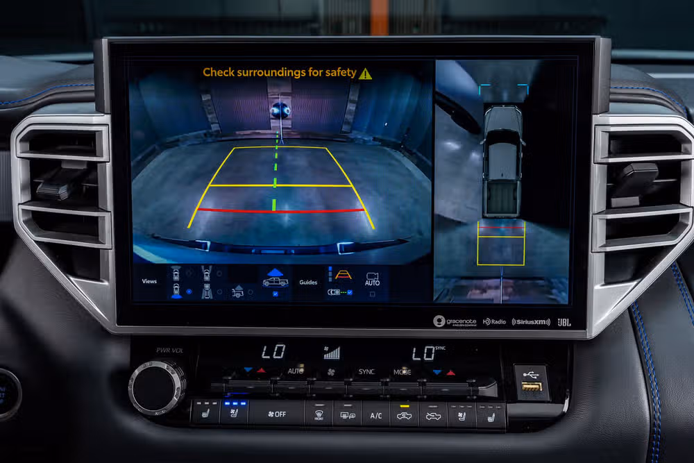 2022 Toyota Tundra Platinum CrewMax Image 25