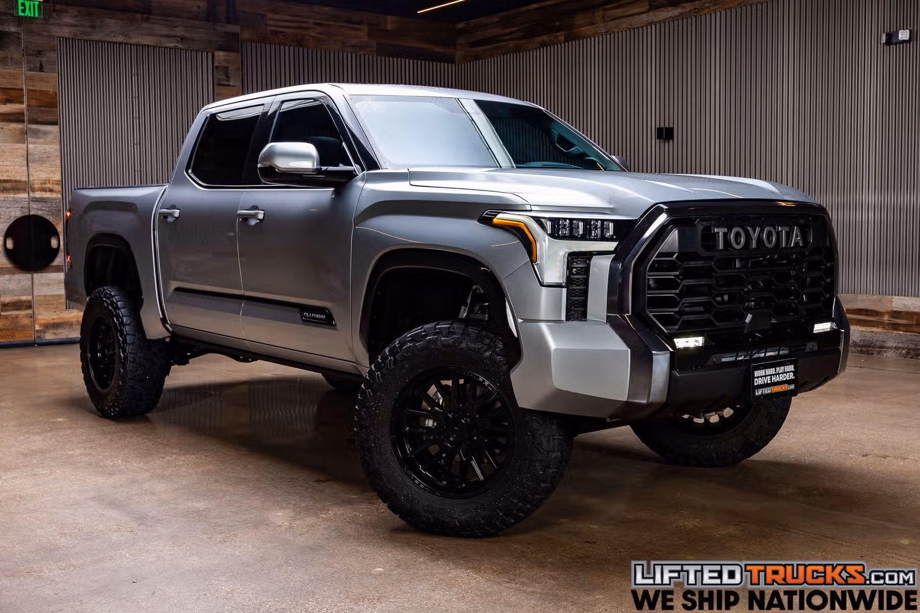 2022 Toyota Tundra Platinum CrewMax Image 1