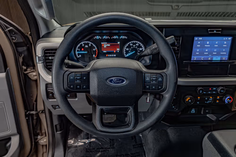 2026 Ford F-250 Super Duty XLT Crew Cab Image 14
