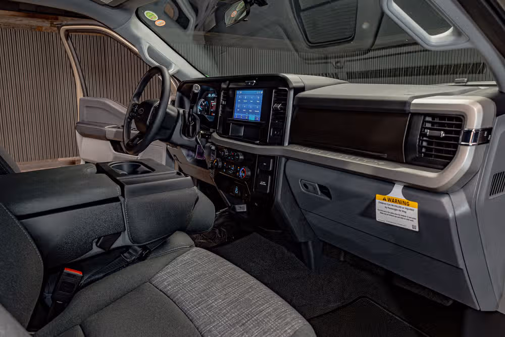 2026 Ford F-250 Super Duty XLT Crew Cab Image 16