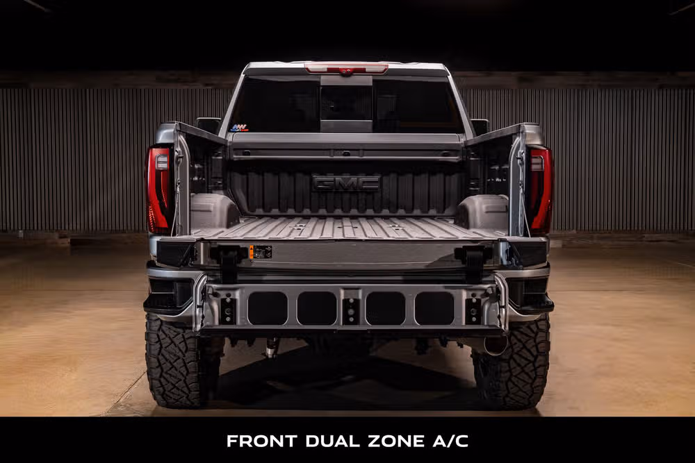 2026 GMC Sierra 3500HD Denali Reserve Crew Cab Image 9
