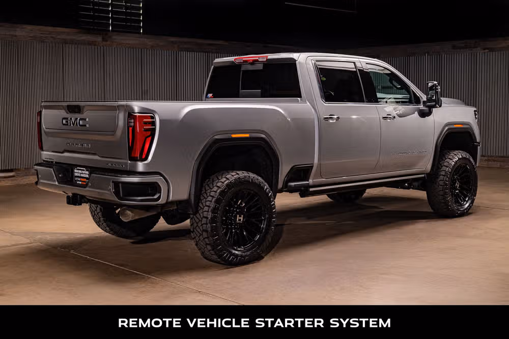 2026 GMC Sierra 3500HD Denali Reserve Crew Cab Image 10