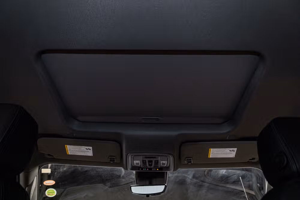 2026 GMC Sierra 3500HD Denali Reserve Crew Cab Image 18