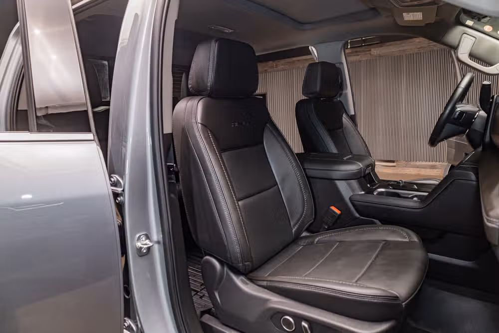 2026 GMC Sierra 3500HD Denali Reserve Crew Cab Image 27