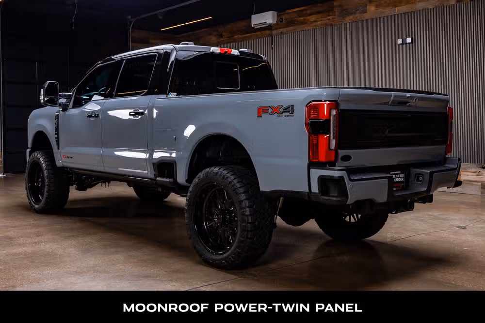 2026 Ford F-250 Super Duty Platinum Crew Cab Image 7