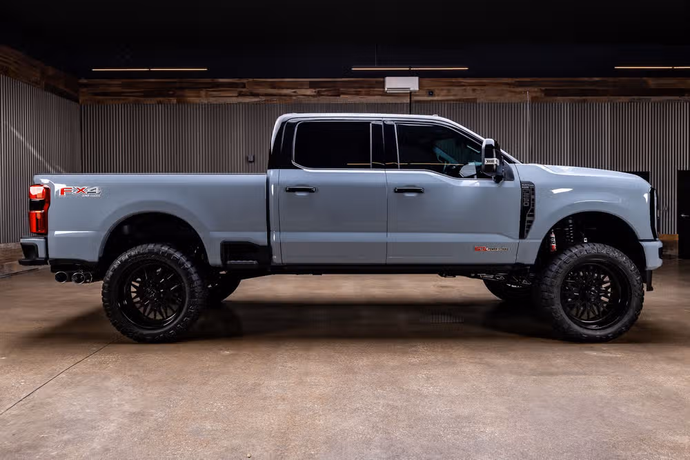 2026 Ford F-250 Super Duty Platinum Crew Cab Image 11