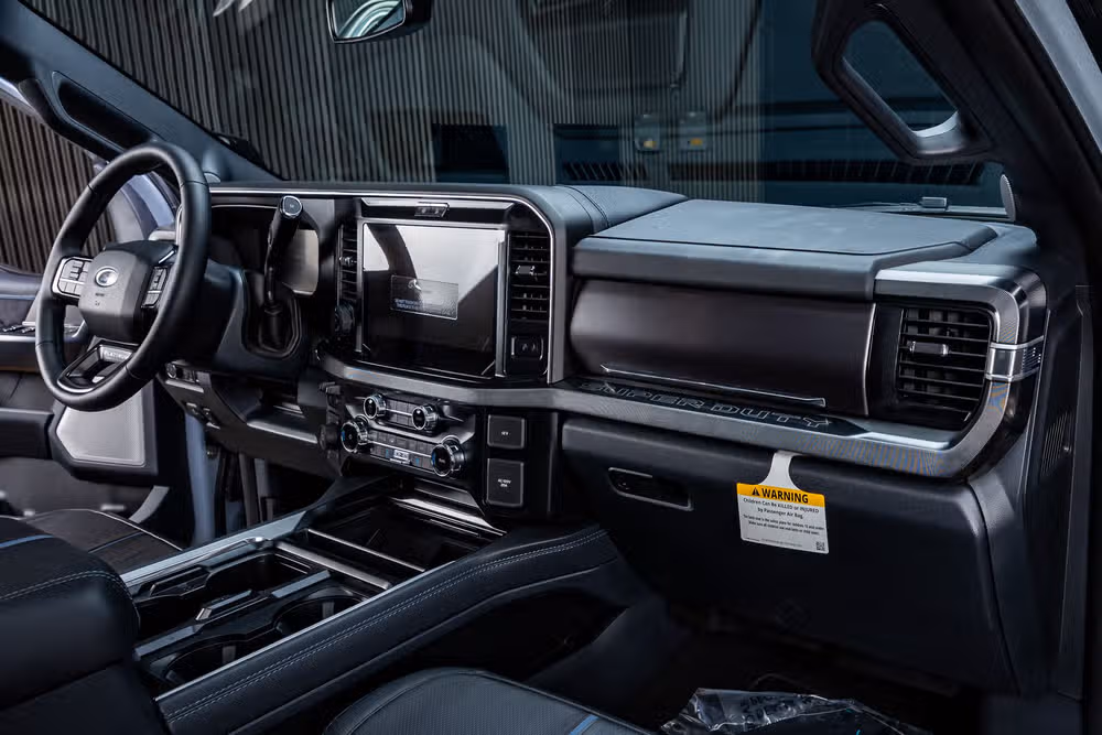 2026 Ford F-250 Super Duty Platinum Crew Cab Image 18