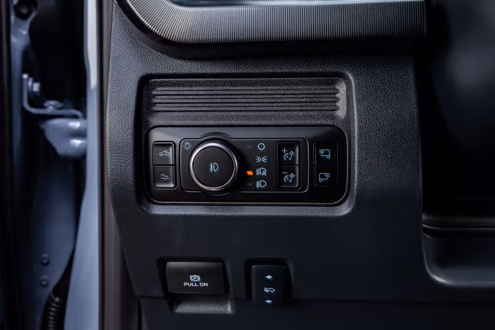 2026 Ford F-250 Super Duty Platinum Crew Cab Image 22