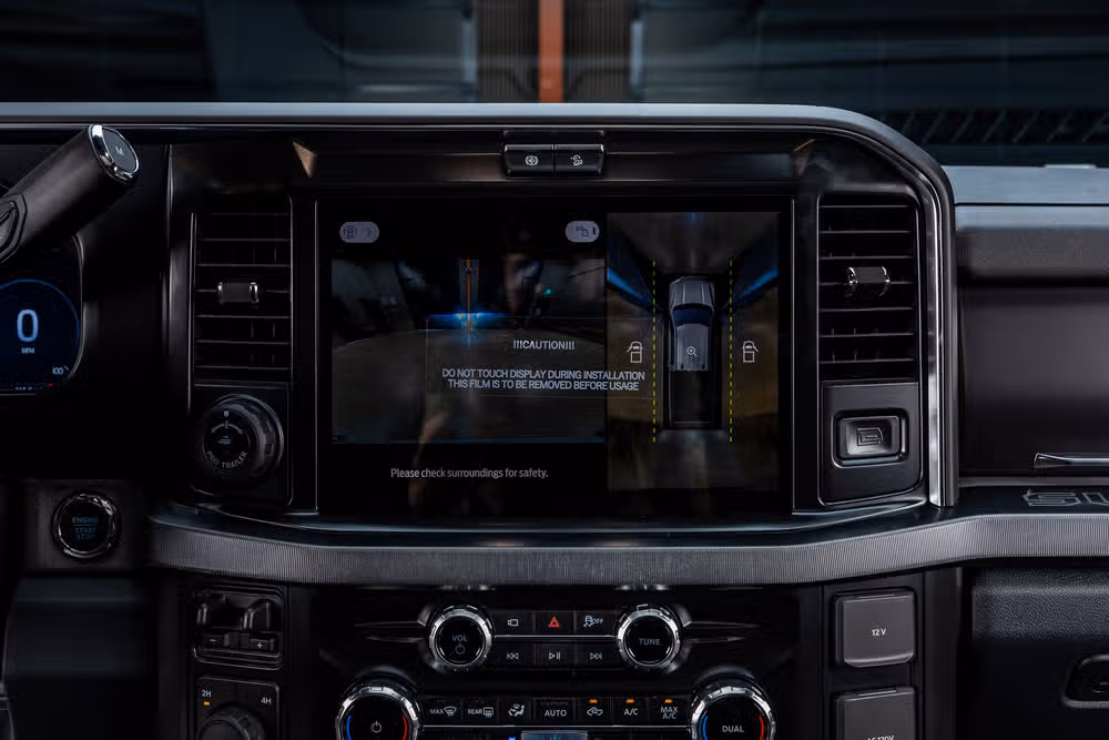 2026 Ford F-250 Super Duty Platinum Crew Cab Image 27