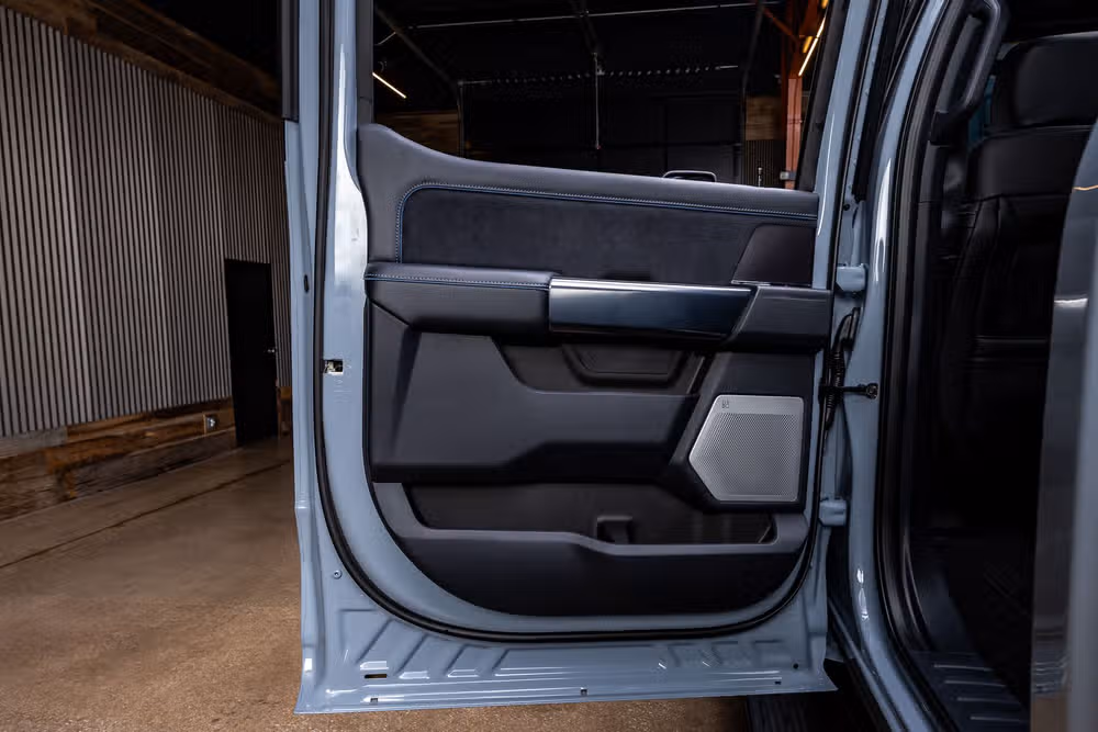 2026 Ford F-250 Super Duty Platinum Crew Cab Image 40