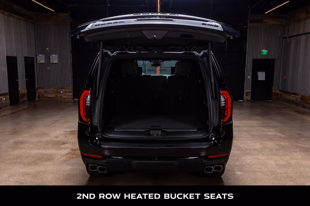 2026 GMC Yukon XL Denali Ultimate Image 9